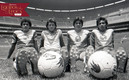 Mario Alberto Trejo, Armando Manzo,  Alfredo Tena y Vinicio Bravo, en la cancha del Azteca en 1984. FOTO: Mexsport.