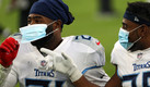 Los jugadores de la NFL estarán obligados a usar cubrebocas modelos N95 o KN95. (AFP)