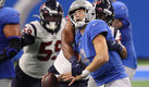 Matthew Stafford y los Lions son el equipo con más juegos en la historia de la NFL en Thanksgiving. (AFP)