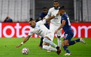 tecatito Corona fue muy participativo en el duelo de Champions en 71 minutos de juego. Foto: AFP