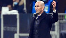 El peor momento de Zidane como entrenador del Madrid podría acarrear su destitución. (AFP)