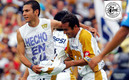 El Jimmy Lozano presumió orgulloso su original playera ante Cruz Azul en las Semifinales del Clausura 2004. FOTO: Mexsport.