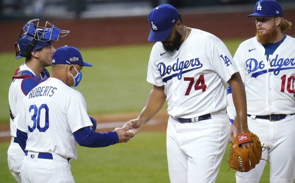 Jansen se mostró confiable hasta el final de la temporada y los playoffs. (Foto: AP)