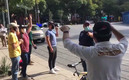 Aficionados acudieron al Ángel a celebrar el triunfo del Checo.
