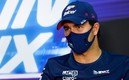 El piloto mexicano dijo que tiene ofertas de otros equipos para la temporada 2021, pero no las quiere tomar si no es Red Bull.