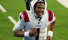 Cam Newton tuvo tres touchdowns en la paliza a Chargers en la NFL. (AFP)