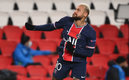 Neymar negocia su continuidad con el PSG. (Foto: AFP)