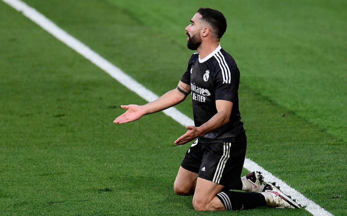 Dani Carvajal | Defensa |La afición lo tiene como un consentido al ser un hombre que brinda seguridad en la zaga. (Foto: AFP)