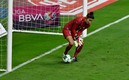 La guardameta Alejandría Godínez midió muy mal una pelota con las manos y terminó metiéndola en su arco. Foto: Imago 7