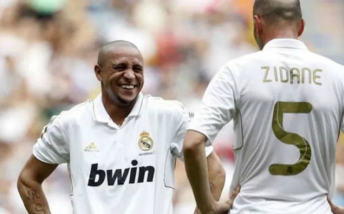 Roberto Carlos | Defensa | Gracias a sus actuaciones en el Madrid, se consagró como uno de los mejores laterales de la historia. (Foto: AFP)