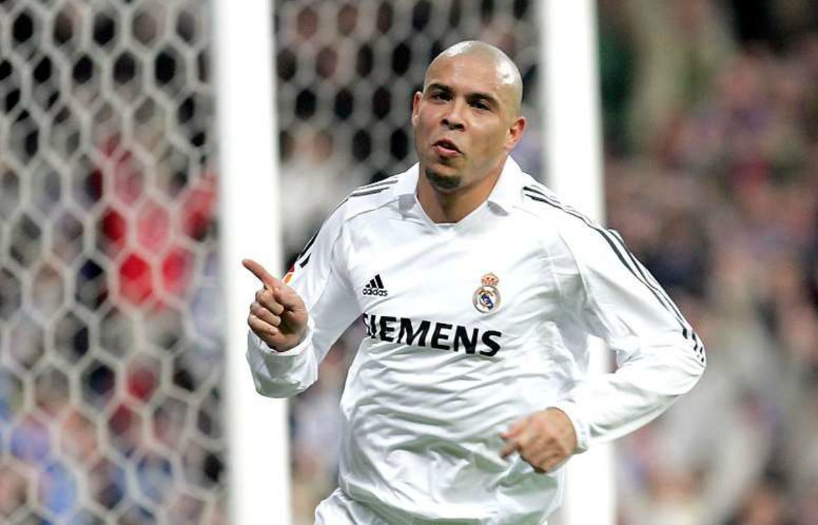 Ronaldo | Delantero | Pese a su pasado en el Barcelona, el brasileño se encargó de ganarse el corazón del público con sus actuaciones (Foto: AFP)