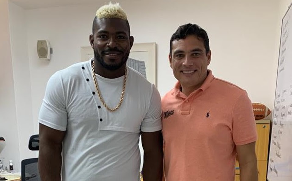 Yasiel Puig está en Dominicana; prepara debut con los Toros