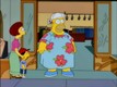 Homero tamaño familiar | 7x07 | Con el objetivo de trabajar desde casa, Homero decide subir de peso hasta conseguir la incapacidad.