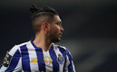 Jesús Corona salió lesionado en el triunfo del Porto. (Foto: Porto)