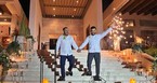El hijo del exsecretario de educación del estado al momento de contraer nupcias con su pareja. Foto: Especial