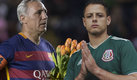 Hristo Stoichkov aseguró que Chicharito "juega en el Galaxy porque hay mexicanos en L.A.". (Mexsport)