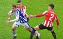 En duelo ríspido, la Real Sociedad se impuso al Athletic. Foto: AFP