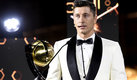 Robert Lewandowski tuvo el mejor año de su vida en 2020 ganando todos los premios posibles. (AFP)