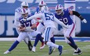 Josh Allen, en acción durante el duelo ante los Colts. FOTO: AFP.