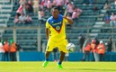 Antonio Carlos Santos no perdonó las burlas previas de Miguel Ponce. Foto: Imago7