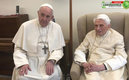 Papa Francisco y Benedicto.