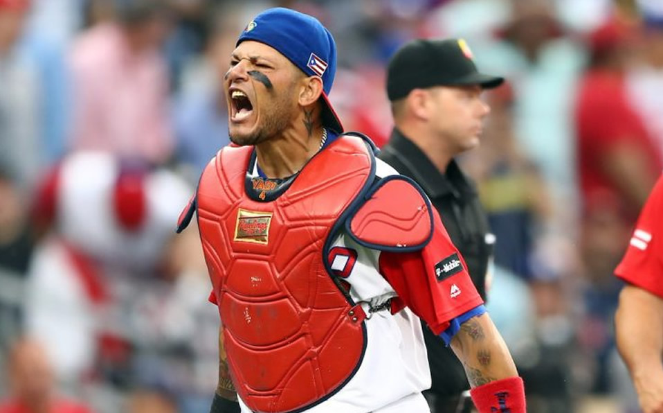 Yadier Molina recibe permiso para jugar en Puerto Rico