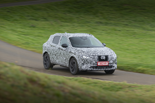 Nissan acomete el cambio generacional con el crossover híbrido Qashqai. Foto: Richard Parsons/Nissan/dpa