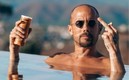 El polémico coach mental del futbolista, tiene este tipo de fotografías en sus redes sociales.  Foto: Diego Dreyfus