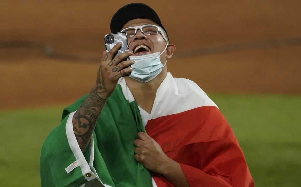 Urías jugará su sexta temporada en Grandes Ligas este 2021. (Foto: AP)