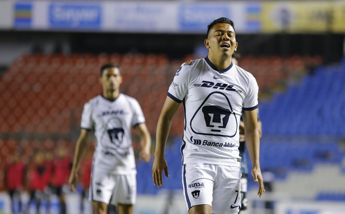 Sebastián Saucedo solo jugó 8 minutos con Pumas por una lesión Mediotiempo