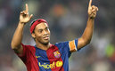 Ronaldinho y sus lesiones e indiciplinas y salió por la puerta trasera.