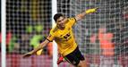 Raúl Jiménez, hombre gol del Wolverhampton.