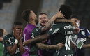 Breno hizo el único gol del partido. (Foto: AFP)