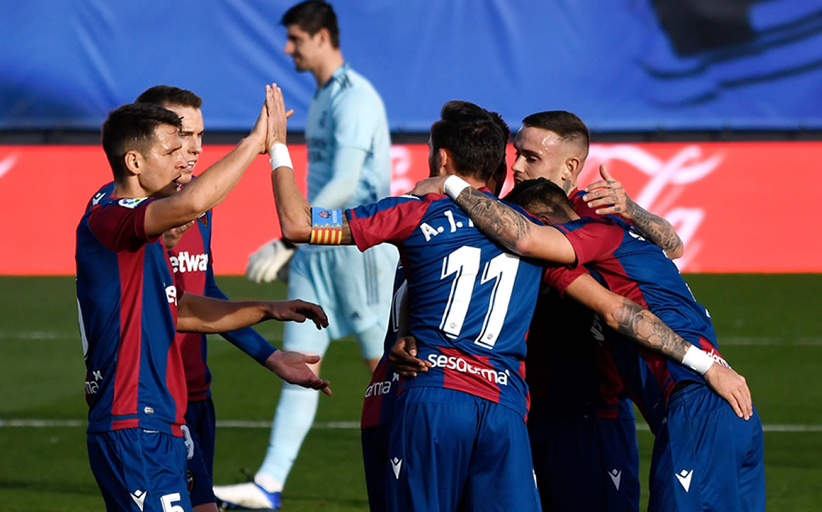 Real Madrid vs Levante (1-2) resumen Madrid se aleja del Atlético