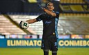 Nahuel Guzmán se quitó de problemas y explicó a quién representa Tigres. Foto: Imago7