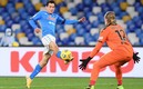 Lozano volvió a anotar con el Napoli. FOTO: @sscnapoliES