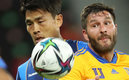 Kim en acción ante Gignac. (Mexsport)