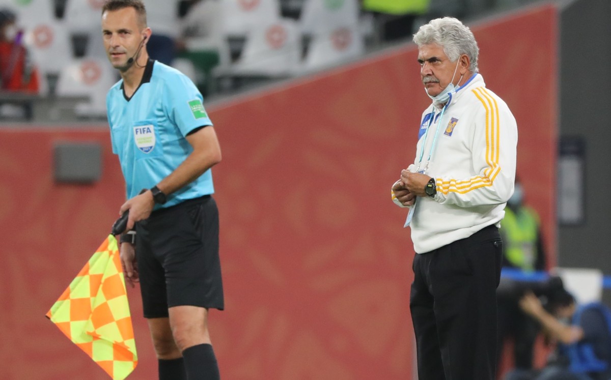 Tuca espera al rival, no tiene preferencia si sea Bayern o Al-Ahly. (Foto: Mexsport)