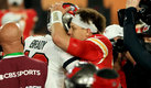 Patrick Mahomes fue derrotado por Tom Brady en el Super Bowl LV. (AFP)