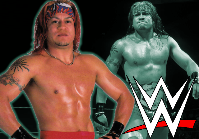 Essa Ríos ganó el título de peso Ligero en el 2000 (WWE)
