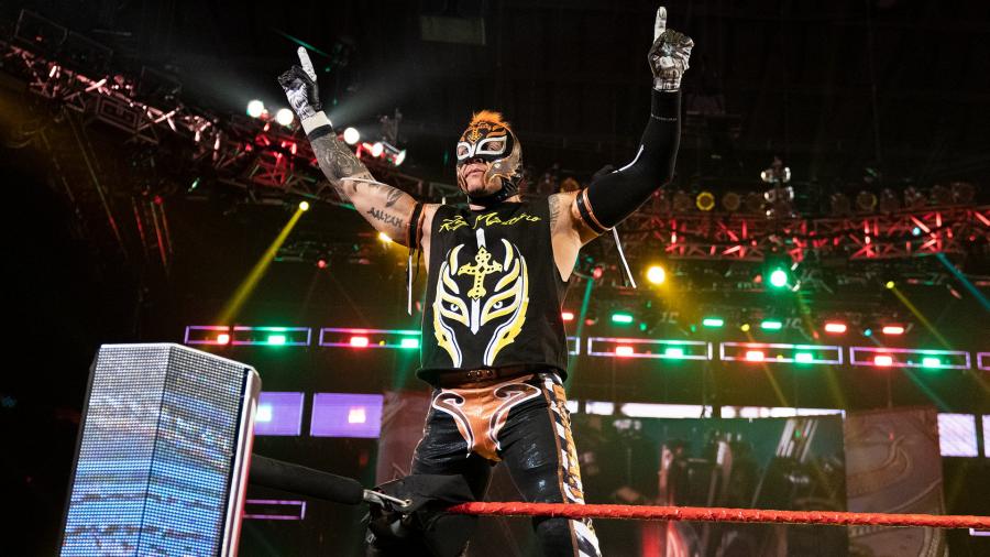 Rey Mysterio ha ganado dos veces el campeonato mundial; tiene catorce cetros (WWE)