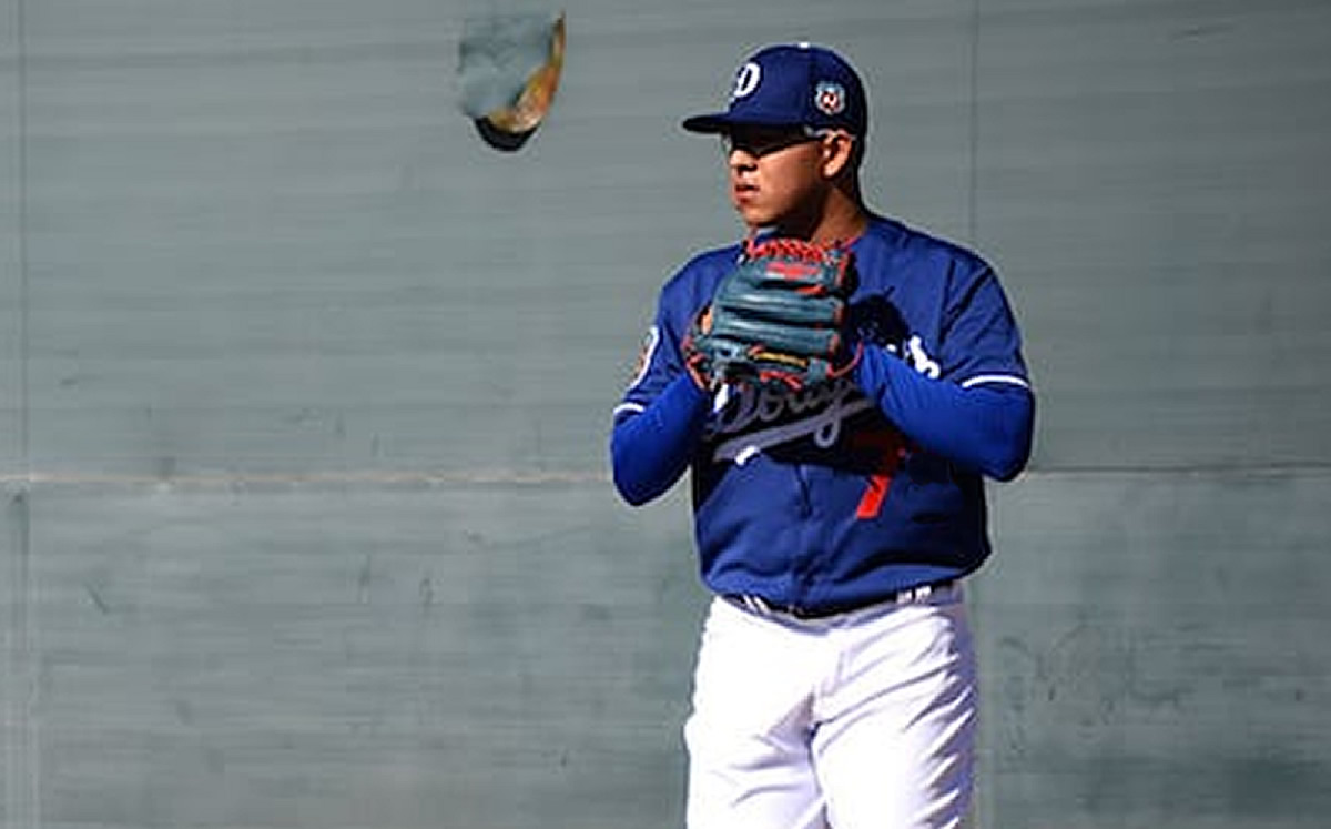 MLB: Dodgers orgulloso de cómo llegó Julio Urías al Spring Training