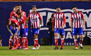 Castro fue felicitado por sus compañeros (Imago7)