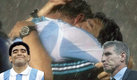 Diego Maradona dirigió a Martín Palermo en la Selección Argentina en el Mundial 2010. (AP | Mexsport)
