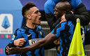 La dupla estelar del Inter definió el Derbi (AFP)