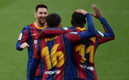 Messi y Dembéle festejan el primer gol del partido. (FOTO: AFP)