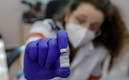 Las vacunas ilusionan con el fin de la pandemia de COVID-19. (FOTO: AFP)