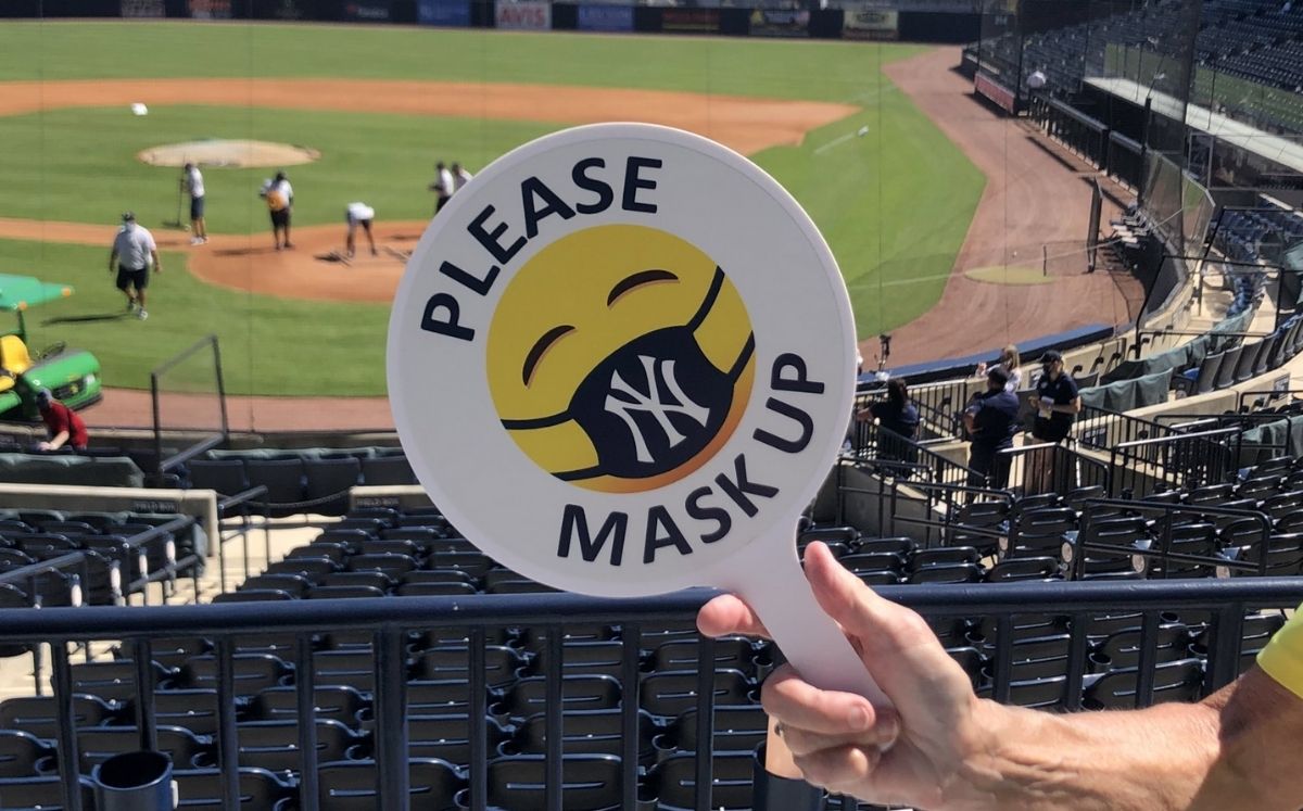 Al interior del parque hay personal pidiendo portar la mascarilla. (Foto: @lindseyadler)