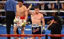 Canelo ya ha derrotado a Chávez Jr. que quiere revancha. Foto: AFP