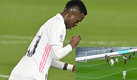 Vinicius Jr. lleva 12 goles en sus 100 primeros partidos con Real Madrid. (AFP)